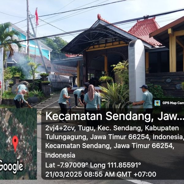 PEMBERANTASAN SARANG NYAMUK DI BALAI DESA TUGU